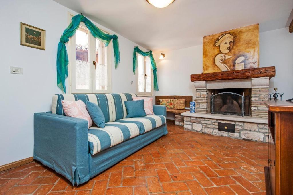 Apartments Casa Rubeus Ровинь Экстерьер фото